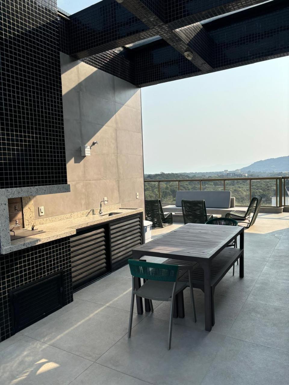 Apto Elegante Com Localizacao Privilegiada E Rooftop Incrivel *