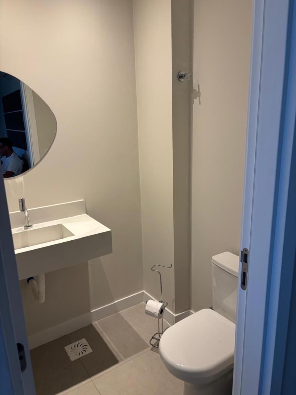 Apto Elegante Com Localizacao Privilegiada E Rooftop Incrivel Florianópolis