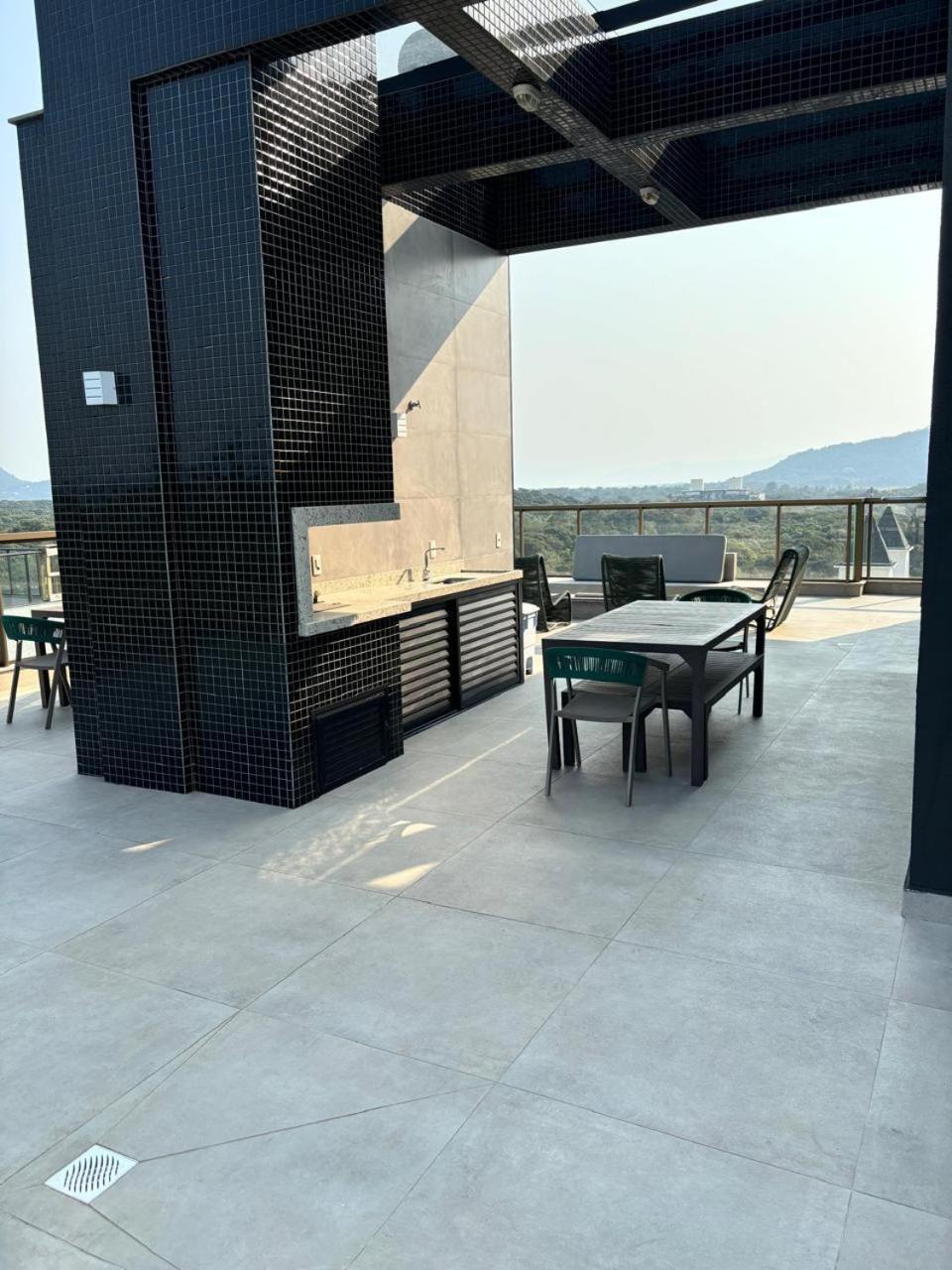 Apto Elegante Com Localizacao Privilegiada E Rooftop Incrivel Apartamento